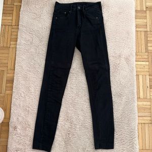 Black H&M skinny jeans